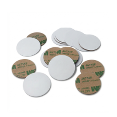 Tags NFC Anti-métal NTAG213 30mm adhésifs en PVC